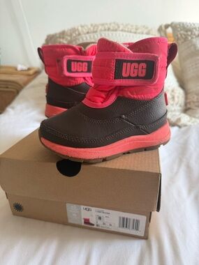 UGG Kids Brown and Pink Insulated Snow Boot